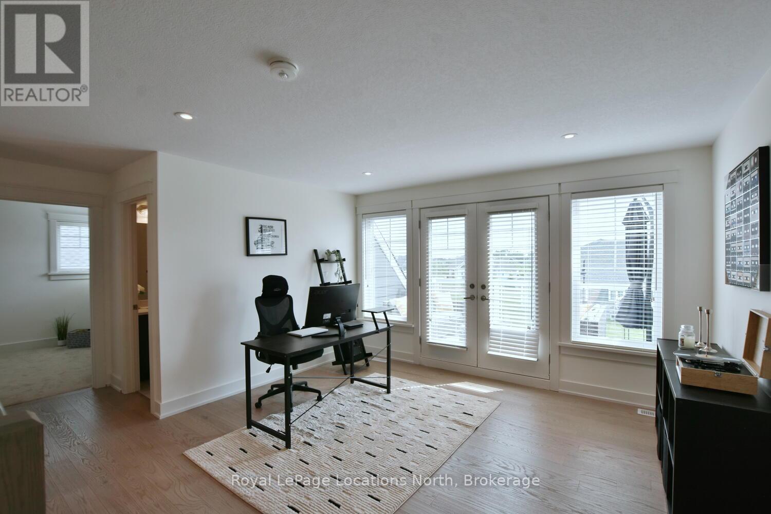 216 Snowberry Lane, Georgian Bluffs, Ontario  N0H 1S0 - Photo 18 - X12218302