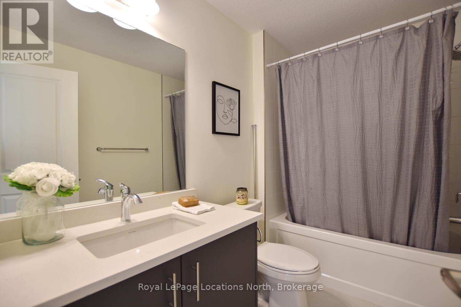216 Snowberry Lane, Georgian Bluffs, Ontario  N0H 1S0 - Photo 21 - X12218302