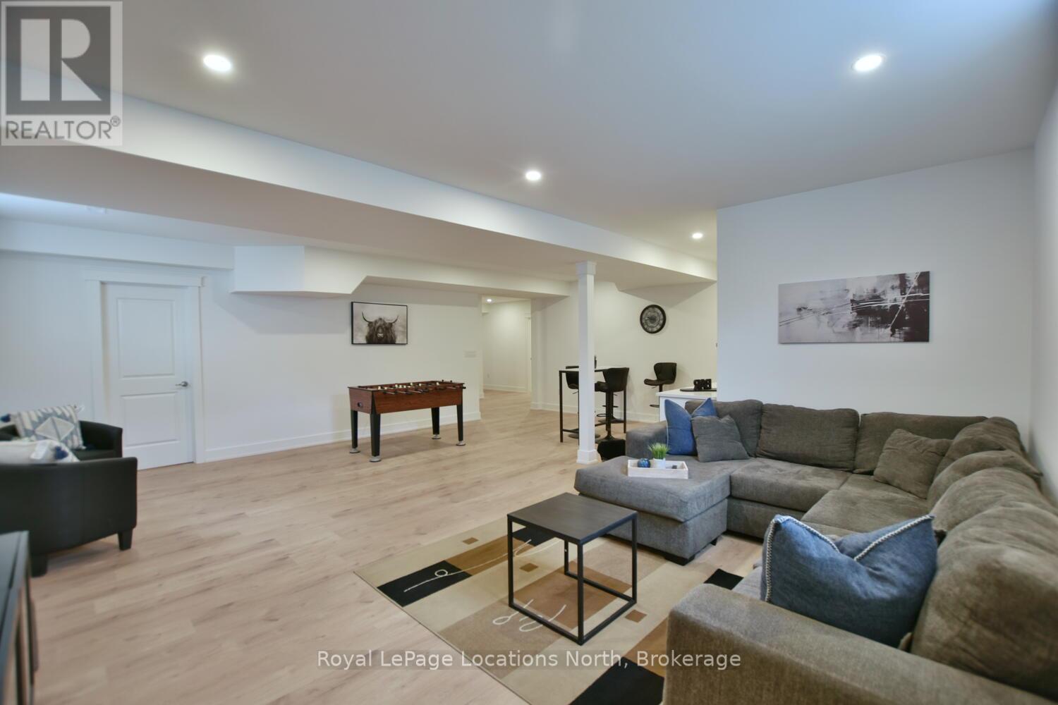 216 Snowberry Lane, Georgian Bluffs, Ontario  N0H 1S0 - Photo 28 - X12218302