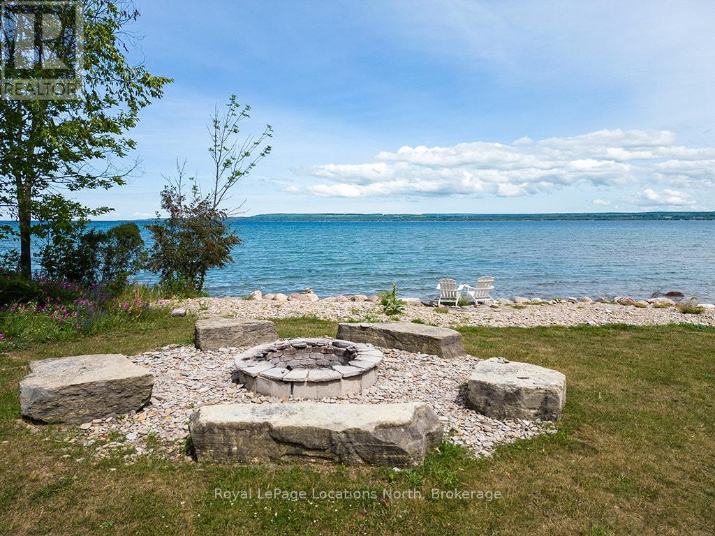 216 Snowberry Lane, Georgian Bluffs, Ontario  N0H 1S0 - Photo 50 - X12218302