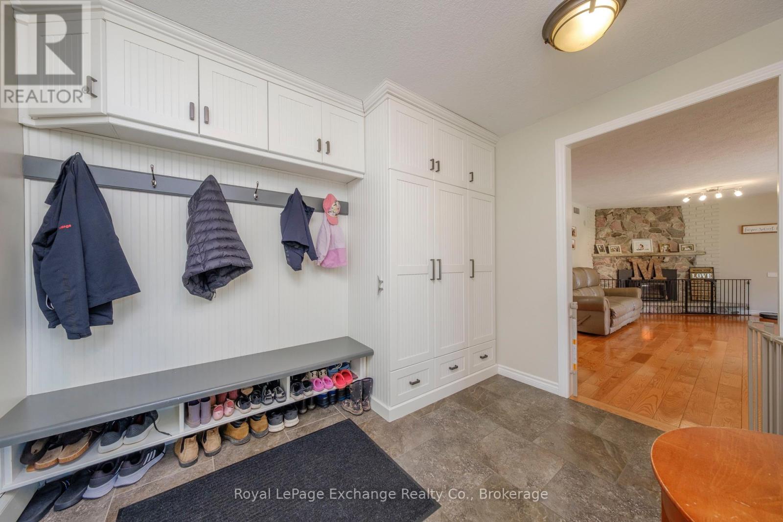 71 Queen Street, Huron-Kinloss, Ontario  N0G 2R0 - Photo 16 - X12218343