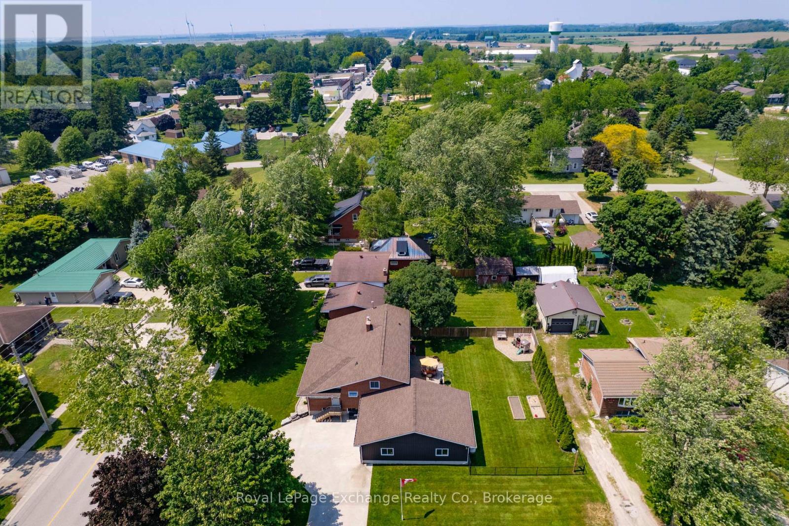 71 Queen Street, Huron-Kinloss, Ontario  N0G 2R0 - Photo 3 - X12218343