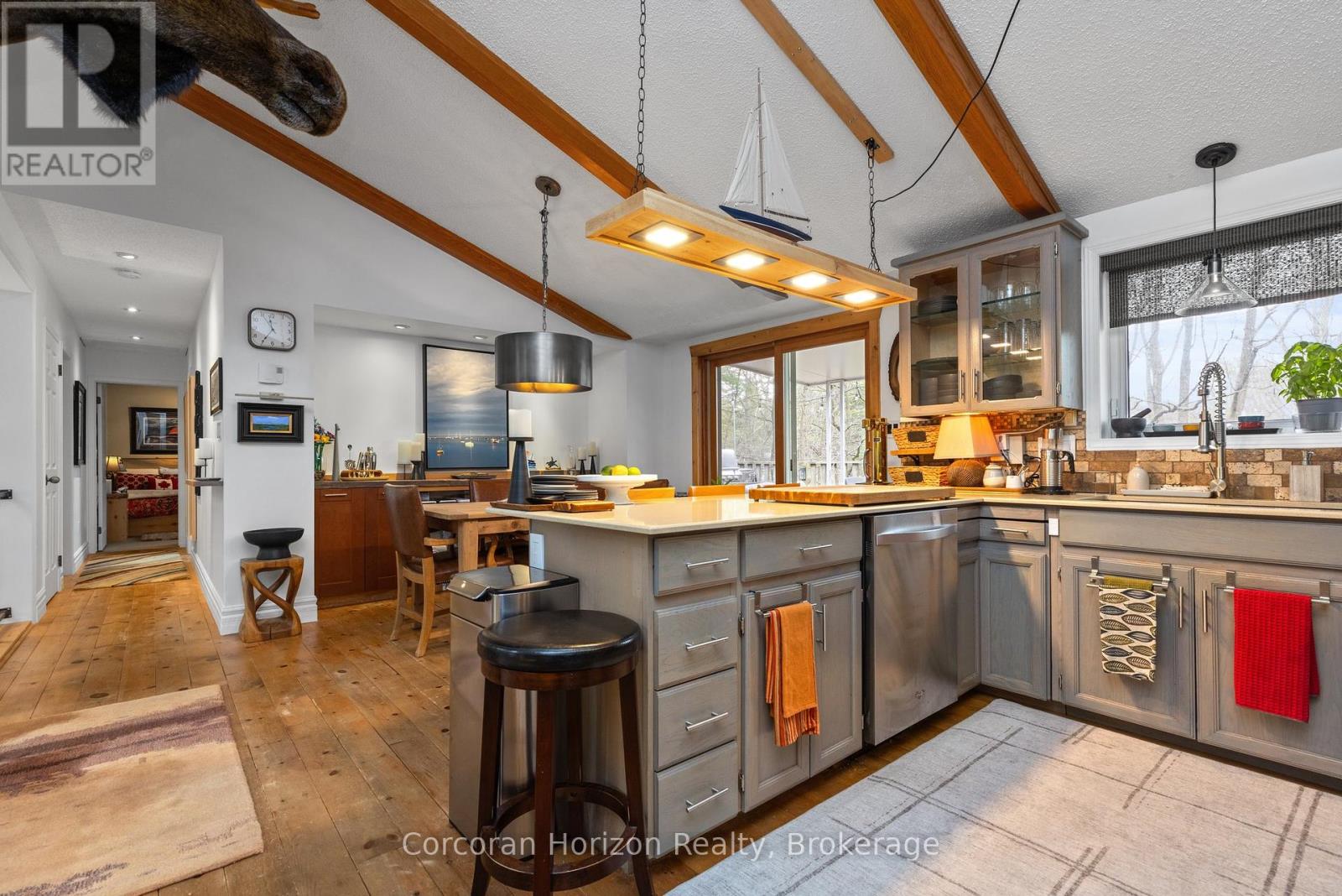 2517 Honey Harbour Road, Georgian Bay, Ontario  L0K 1S0 - Photo 12 - X12218470