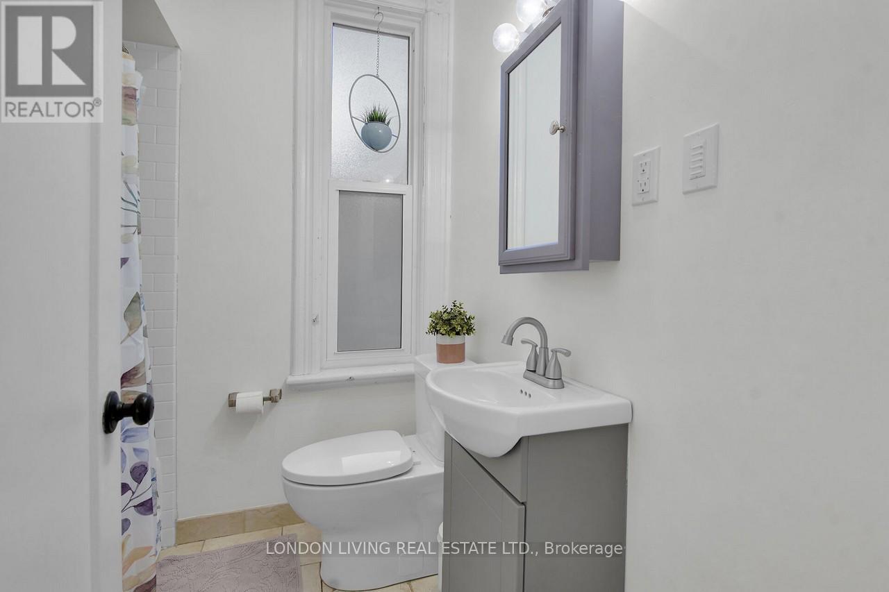718 William Street, London East, Ontario  N5Y 2R4 - Photo 13 - X12212006