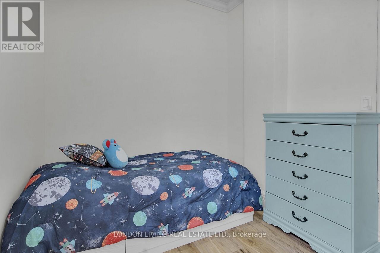 718 William Street, London East, Ontario  N5Y 2R4 - Photo 11 - X12212006