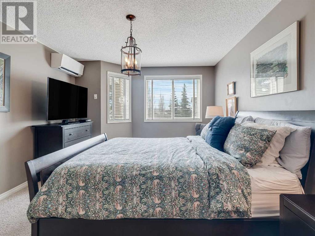 1104, 7451 Springbank Boulevard SW, Calgary, Alberta