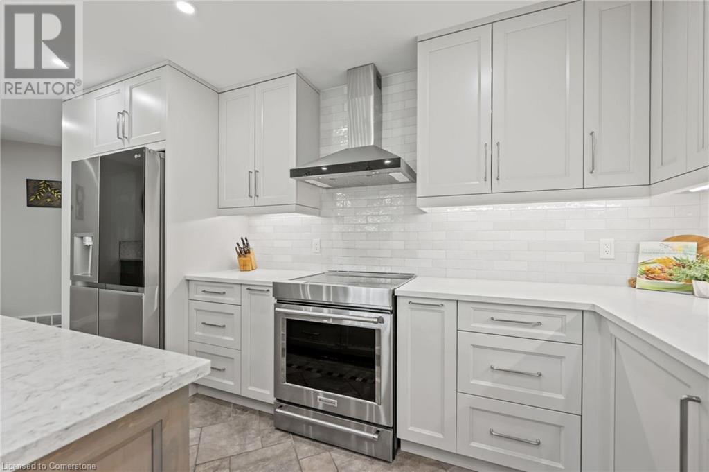 61 Tanager Drive, Guelph, Ontario  N1C 1B6 - Photo 4 - 40738705