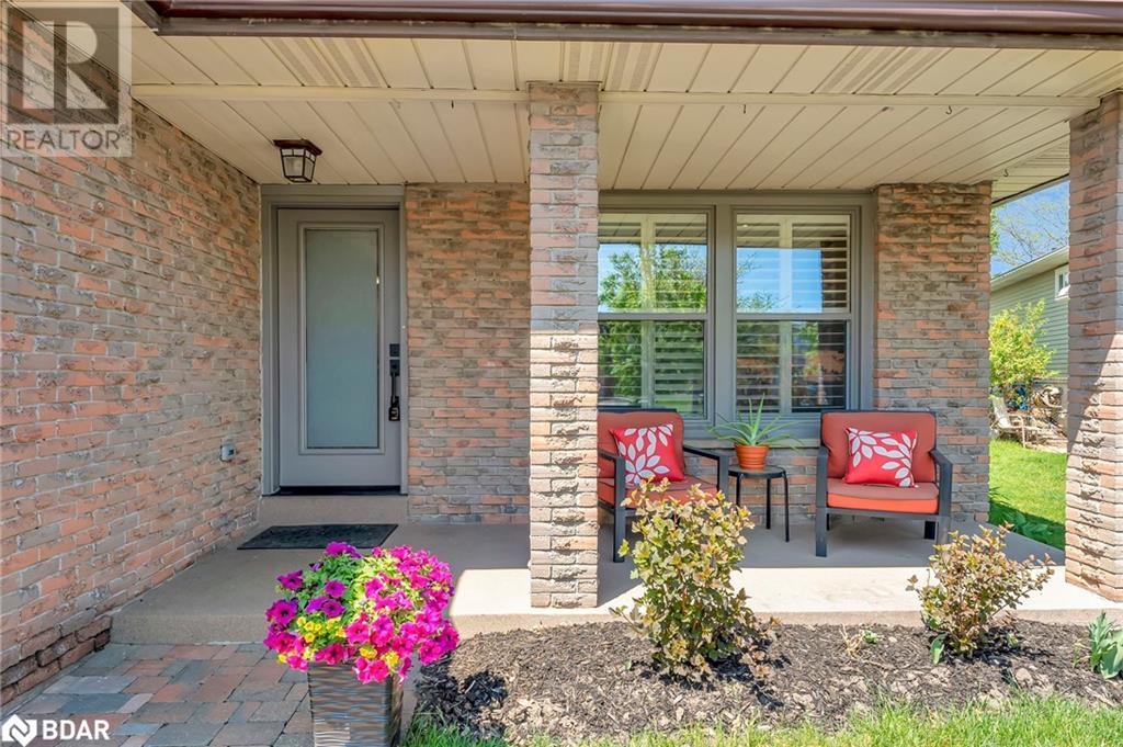 Property at 717 COULSON Avenue image 3