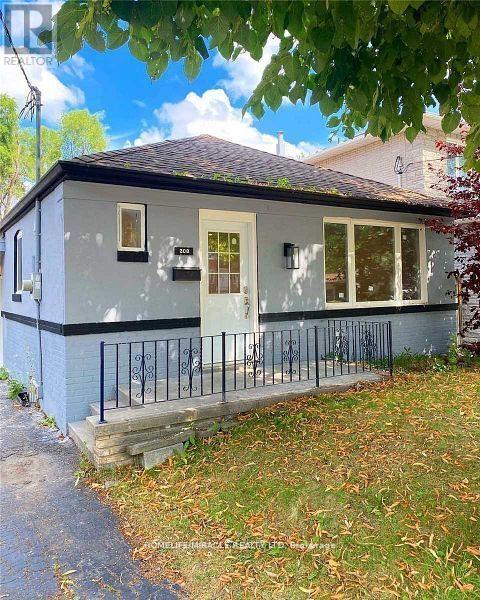 MAIN FLOOR - 208 OLIVE AVENUE, Toronto, Ontario