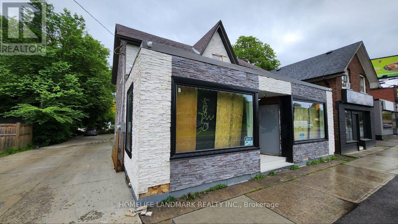 C2 - 325 Simcoe Street S, Oshawa, Ontario  L1H 4H9 - Photo 4 - E12218351