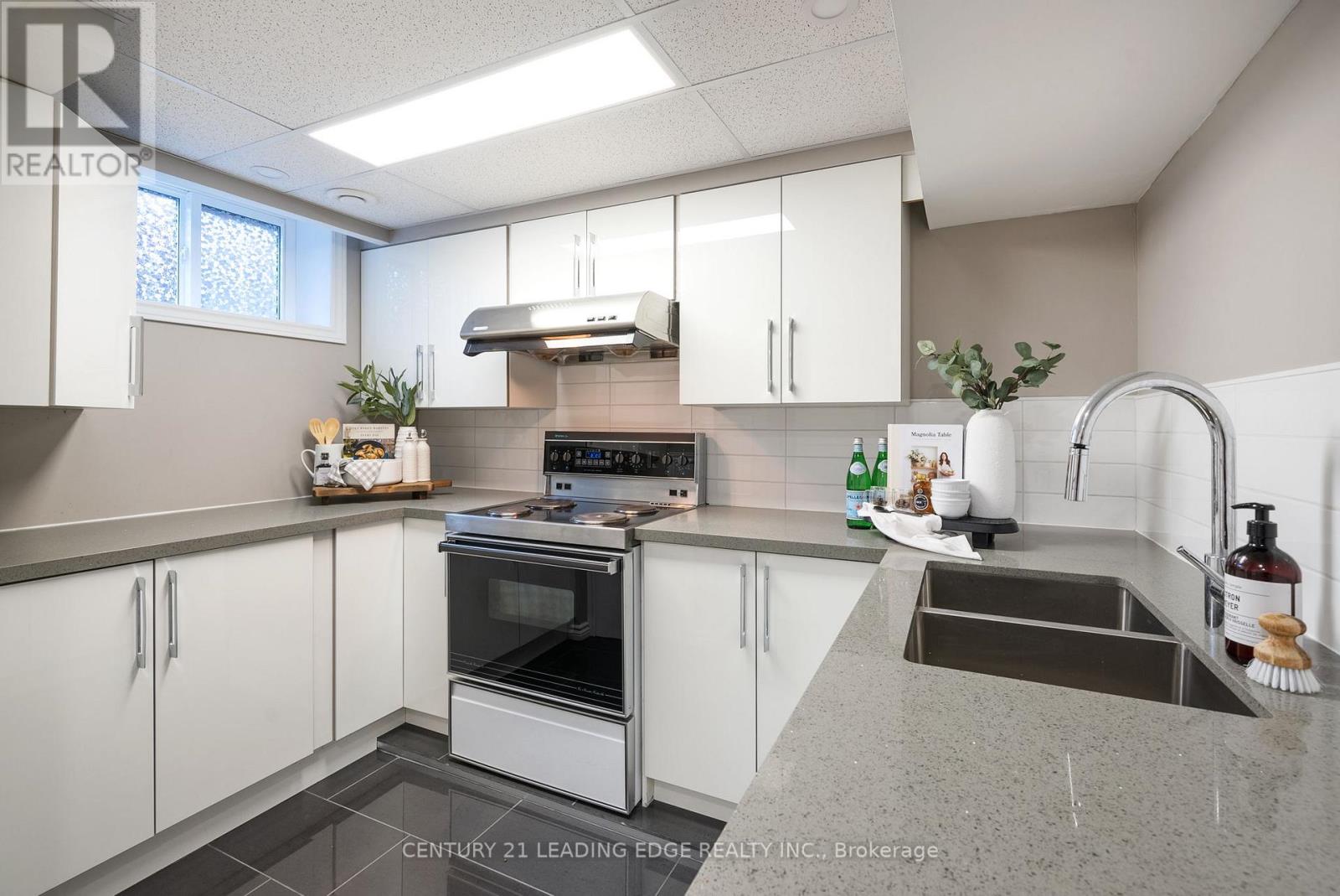9 Neddie Drive, Toronto, Ontario  M1T 2S9 - Photo 37 - E12218438