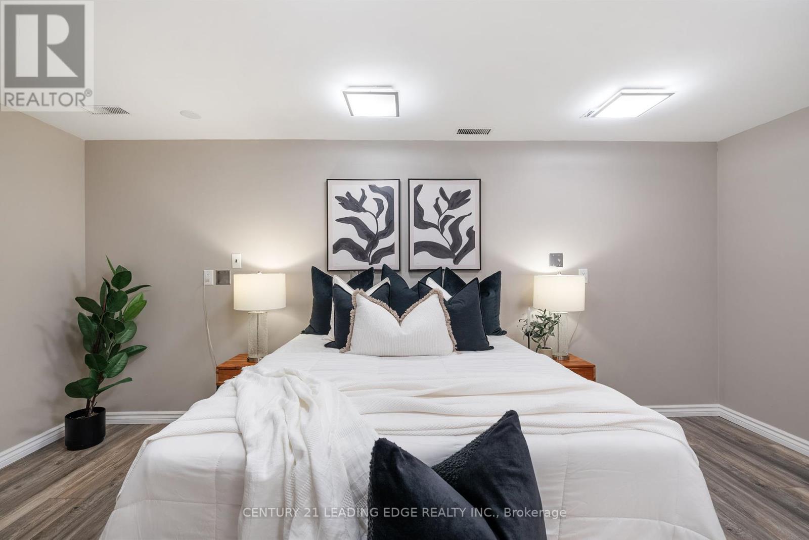 9 Neddie Drive, Toronto, Ontario  M1T 2S9 - Photo 42 - E12218438