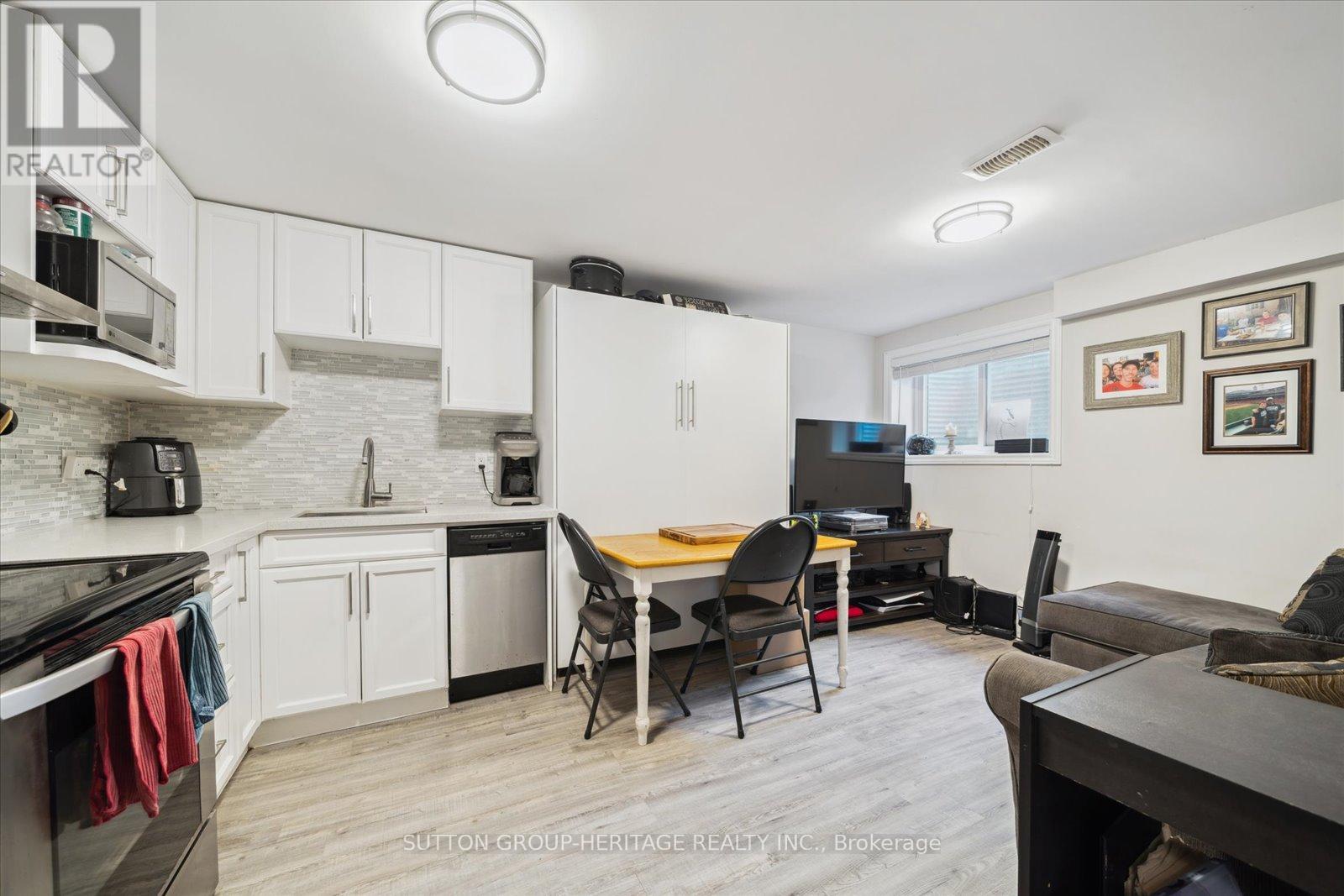 1061 Rowntree Crescent, Pickering (Liverpool), Ontario  L1V 5A9 - Photo 37 - E12218448