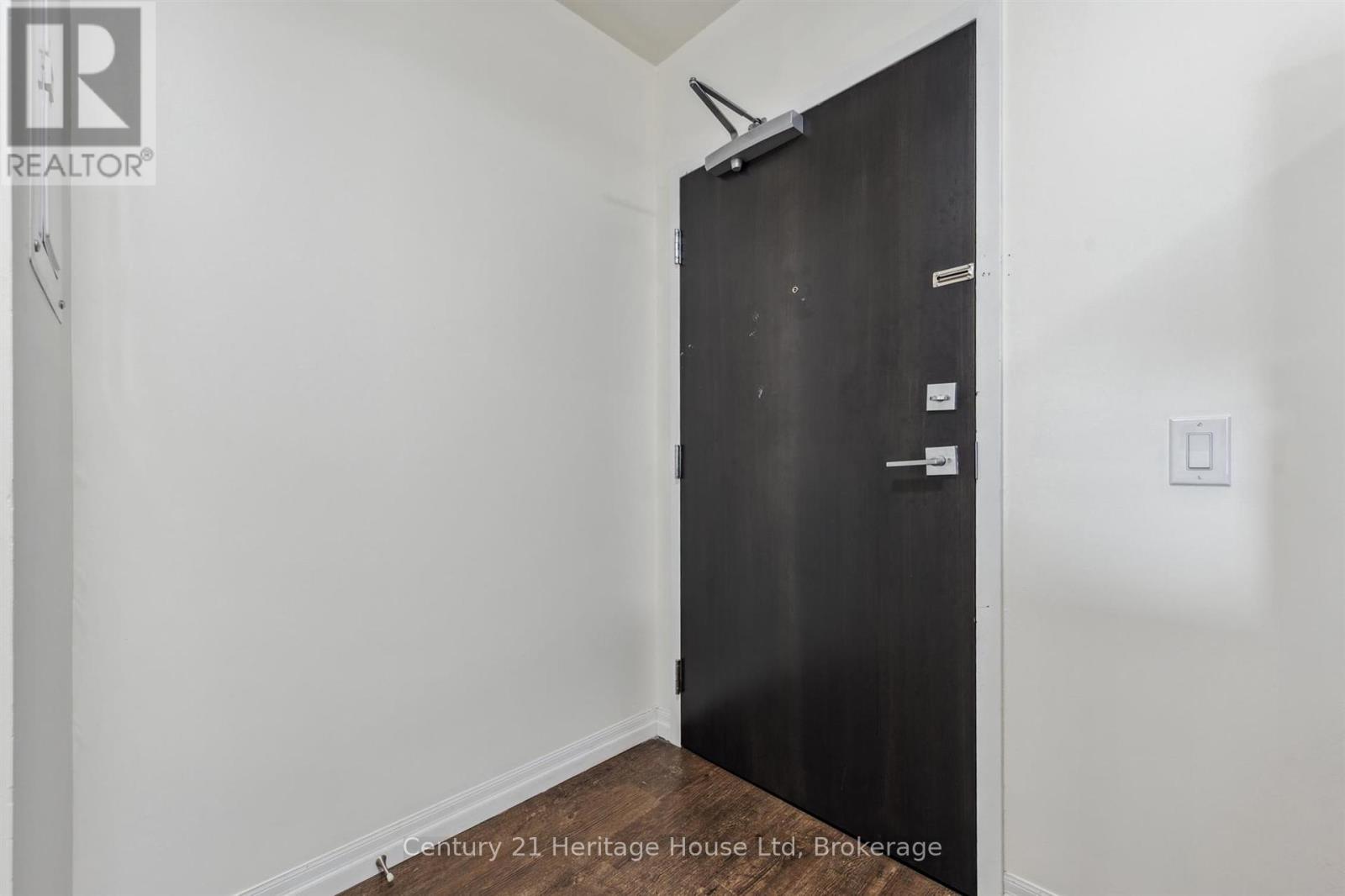 223 - 35 Kingsbury Square, Guelph, Ontario  N1L 0J4 - Photo 6 - X12209546