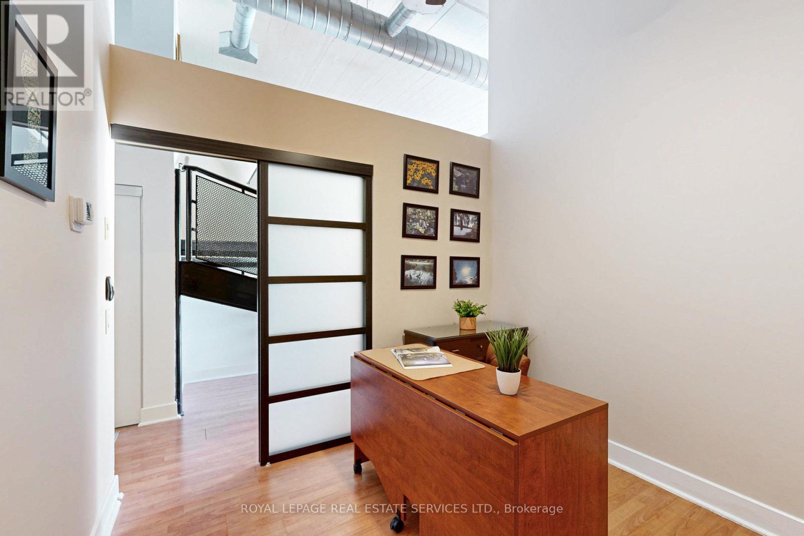 205 - 1001 Roselawn Avenue, Toronto (Briar Hill-Belgravia), Ontario  M6B 4M4 - Photo 20 - W12187547