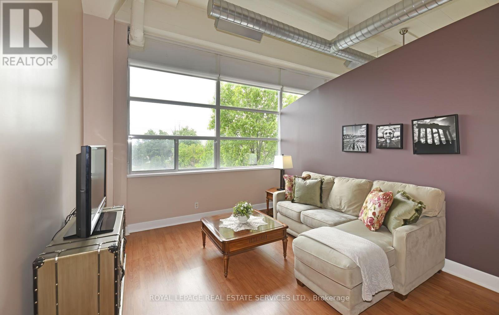 205 - 1001 Roselawn Avenue, Toronto (Briar Hill-Belgravia), Ontario  M6B 4M4 - Photo 12 - W12187547