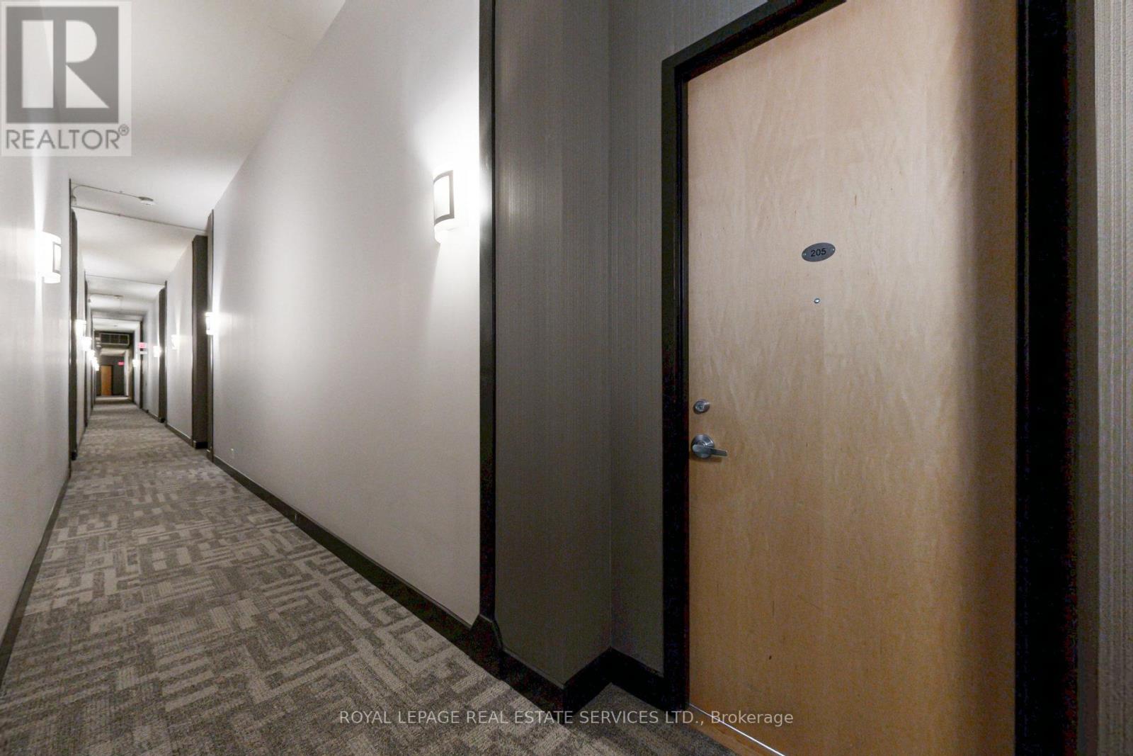 205 - 1001 Roselawn Avenue, Toronto (Briar Hill-Belgravia), Ontario  M6B 4M4 - Photo 7 - W12187547