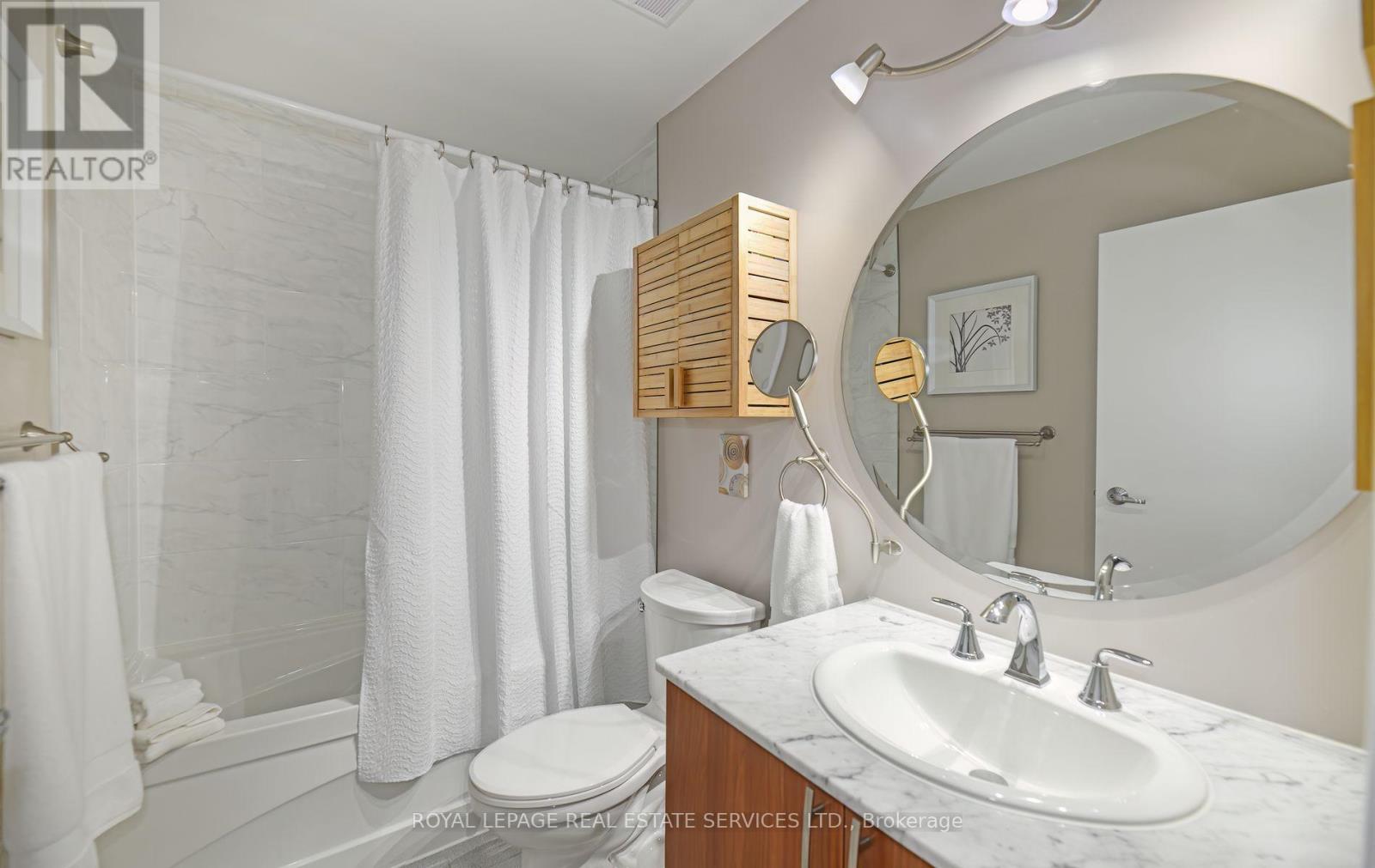 205 - 1001 Roselawn Avenue, Toronto (Briar Hill-Belgravia), Ontario  M6B 4M4 - Photo 30 - W12187547