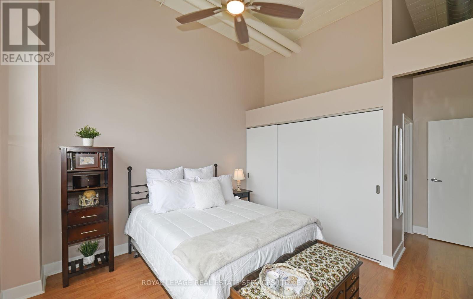 205 - 1001 Roselawn Avenue, Toronto (Briar Hill-Belgravia), Ontario  M6B 4M4 - Photo 29 - W12187547