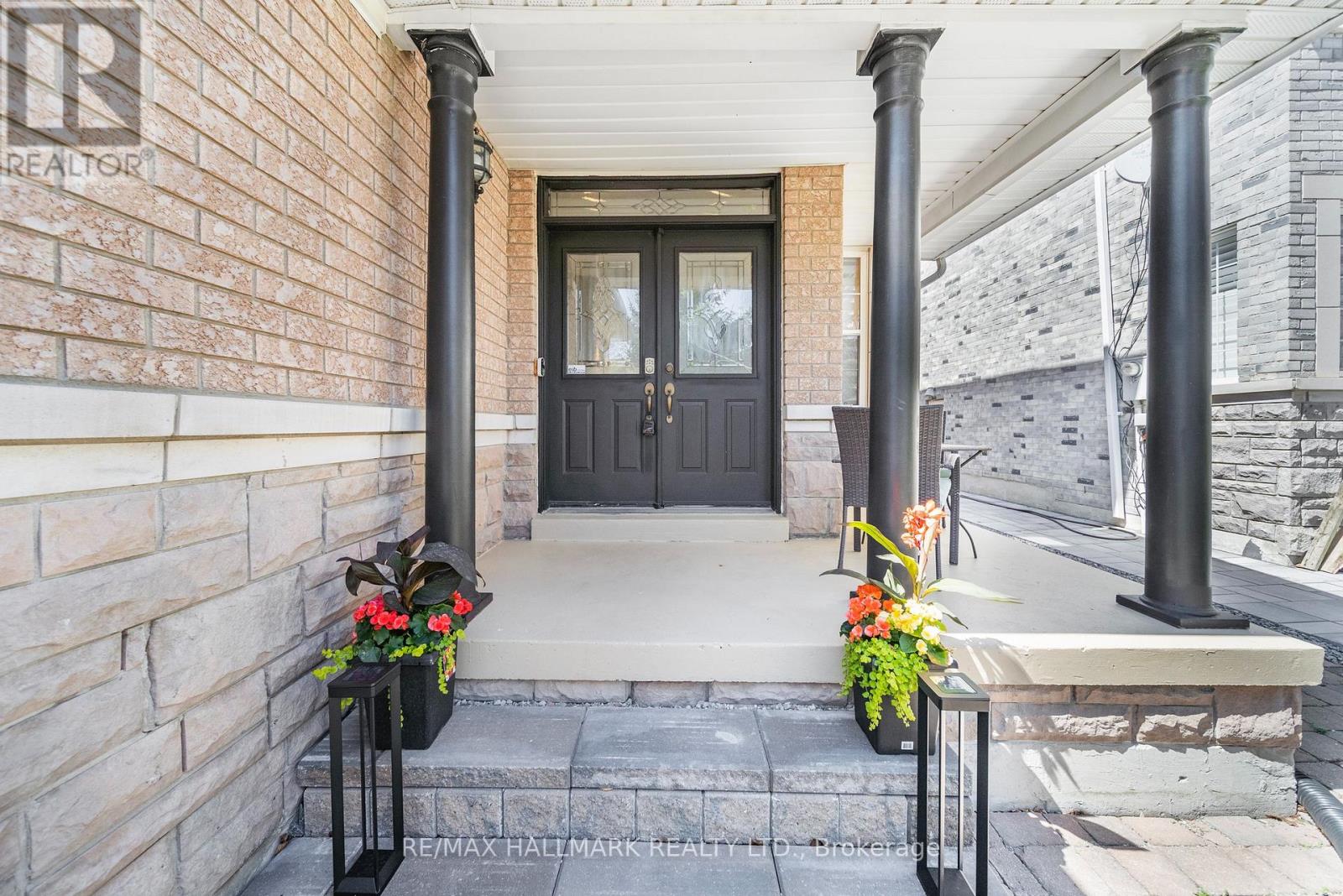 Property at 70 DEERWOOD CRESCENT image 3