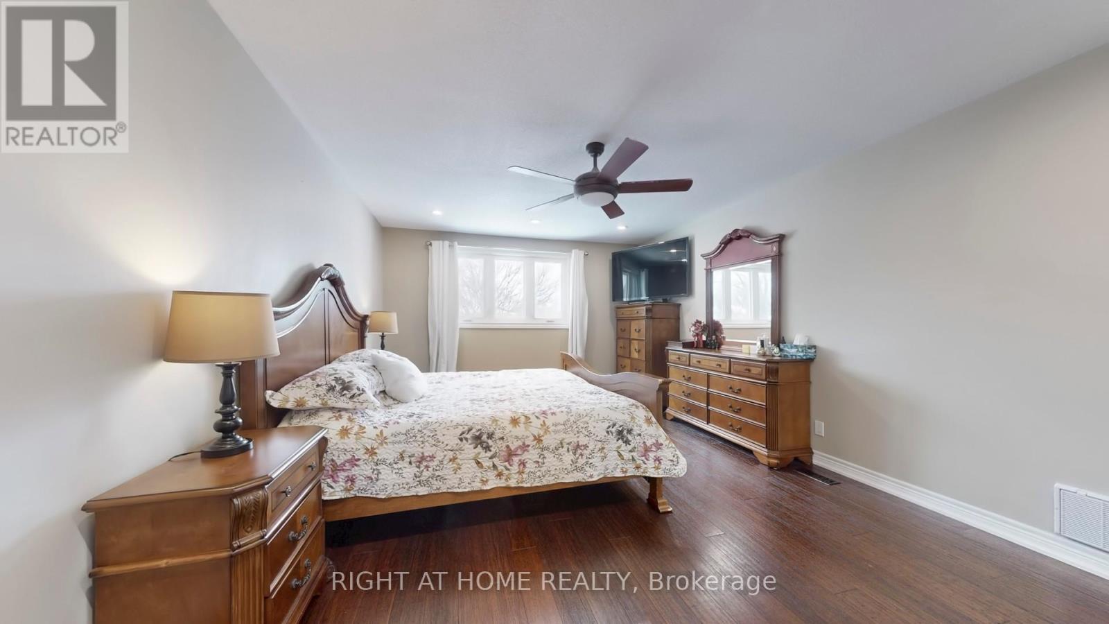199 Biscayne Boulevard, Georgina (Keswick South), Ontario  L4P 3L5 - Photo 26 - N12218196