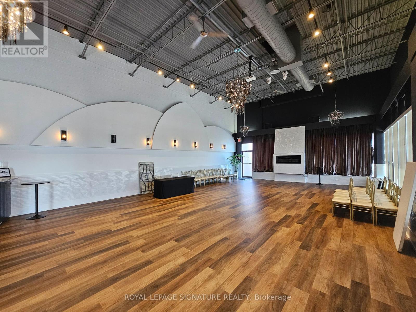 129 Rowntree Dairy Road, Vaughan, Ontario  L4L 6C9 - Photo 3 - N12218236