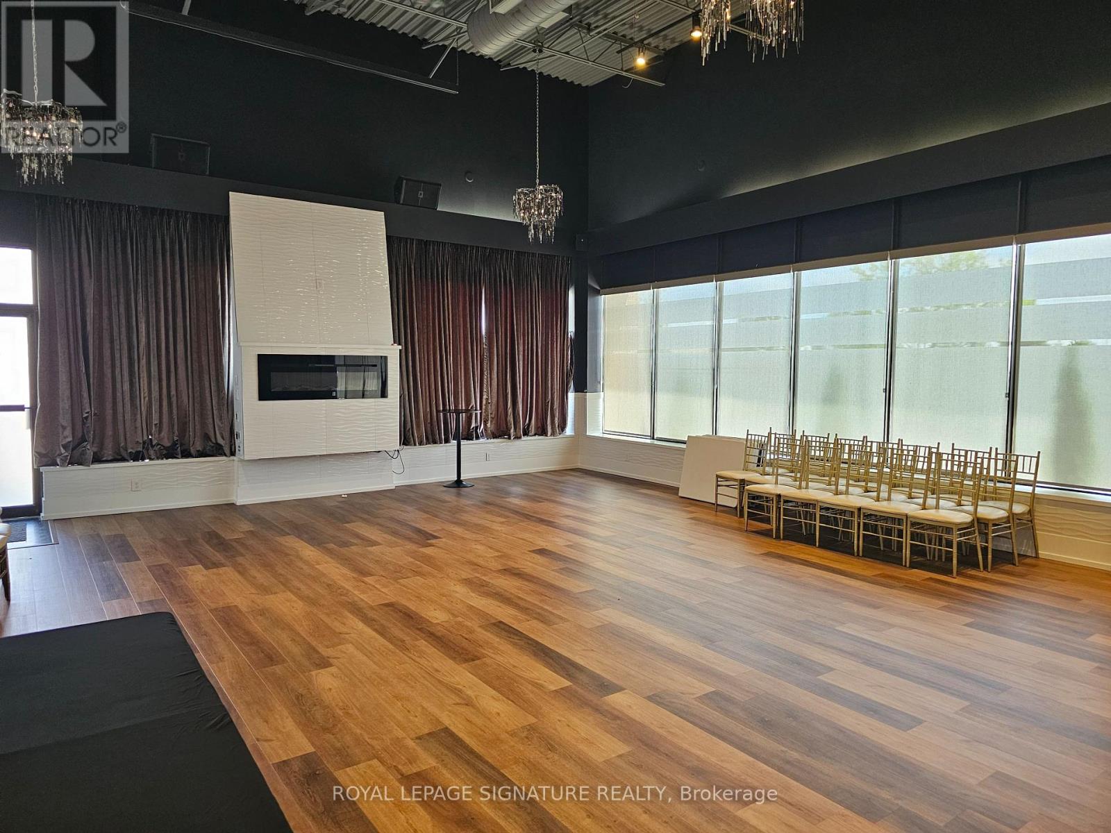 129 Rowntree Dairy Road, Vaughan, Ontario  L4L 6C9 - Photo 5 - N12218236