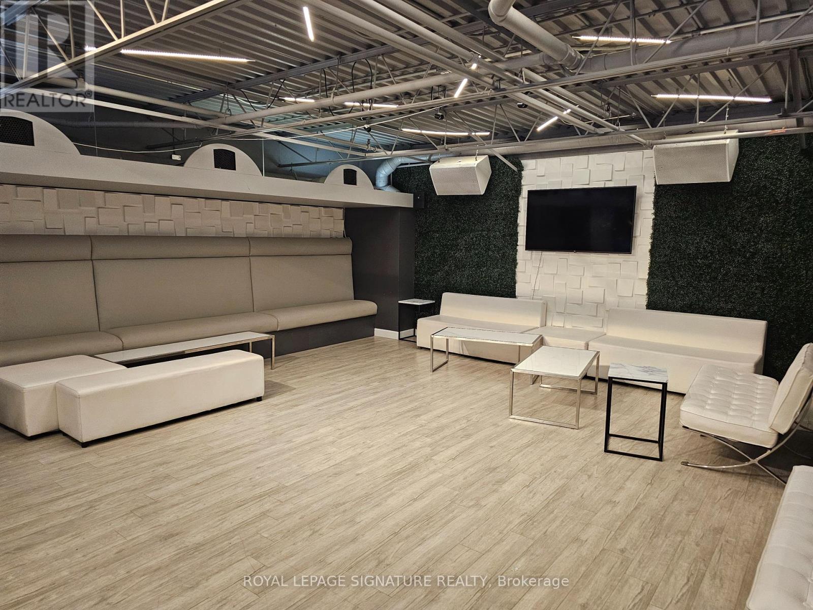 129 Rowntree Dairy Road, Vaughan, Ontario  L4L 6C9 - Photo 6 - N12218236