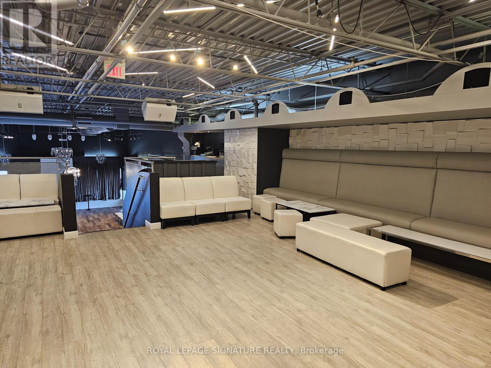 129 Rowntree Dairy Road, Vaughan, Ontario  L4L 6C9 - Photo 8 - N12218236