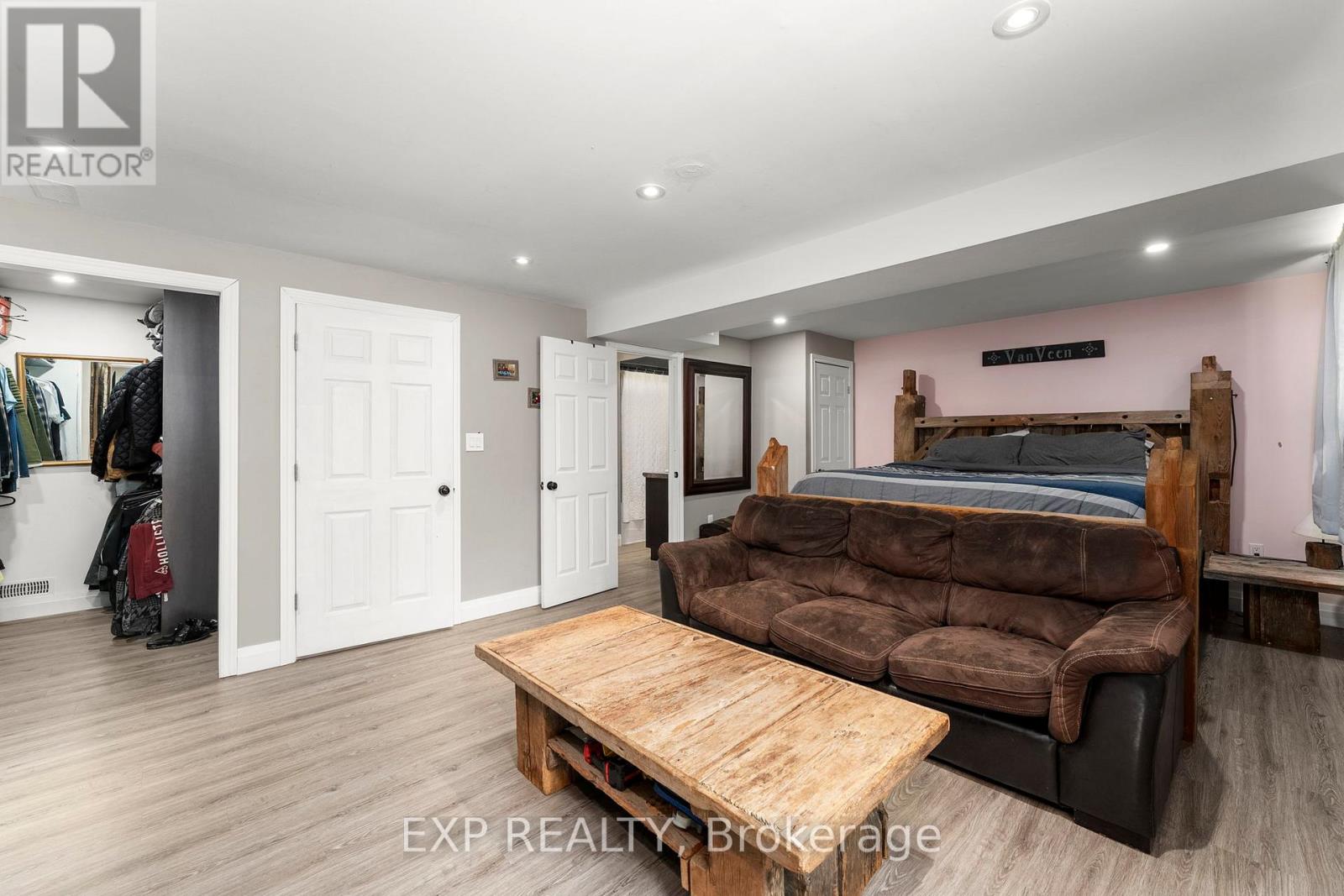 24115 Thorah Park Boulevard, Brock (Beaverton), Ontario  L0K 1A0 - Photo 24 - N12218240