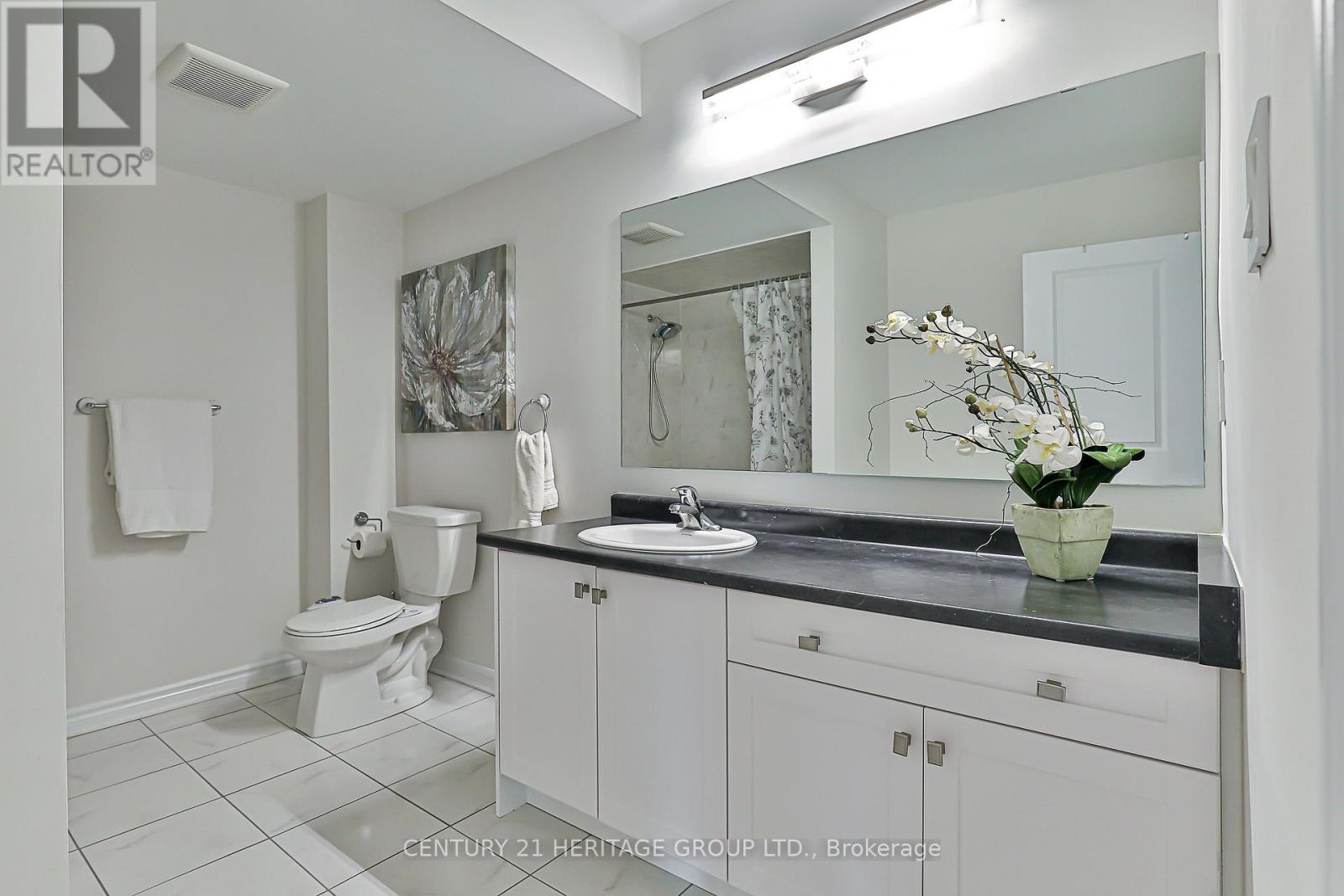 38 Whitebirch Lane, East Gwillimbury, Ontario  L9N 0P7 - Photo 37 - N12218271