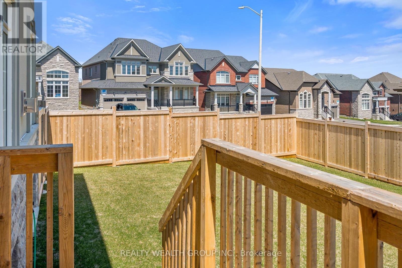 1422 Broderick Street, Innisfil (Alcona), Ontario  L9S 4W1 - Photo 4 - N12218363
