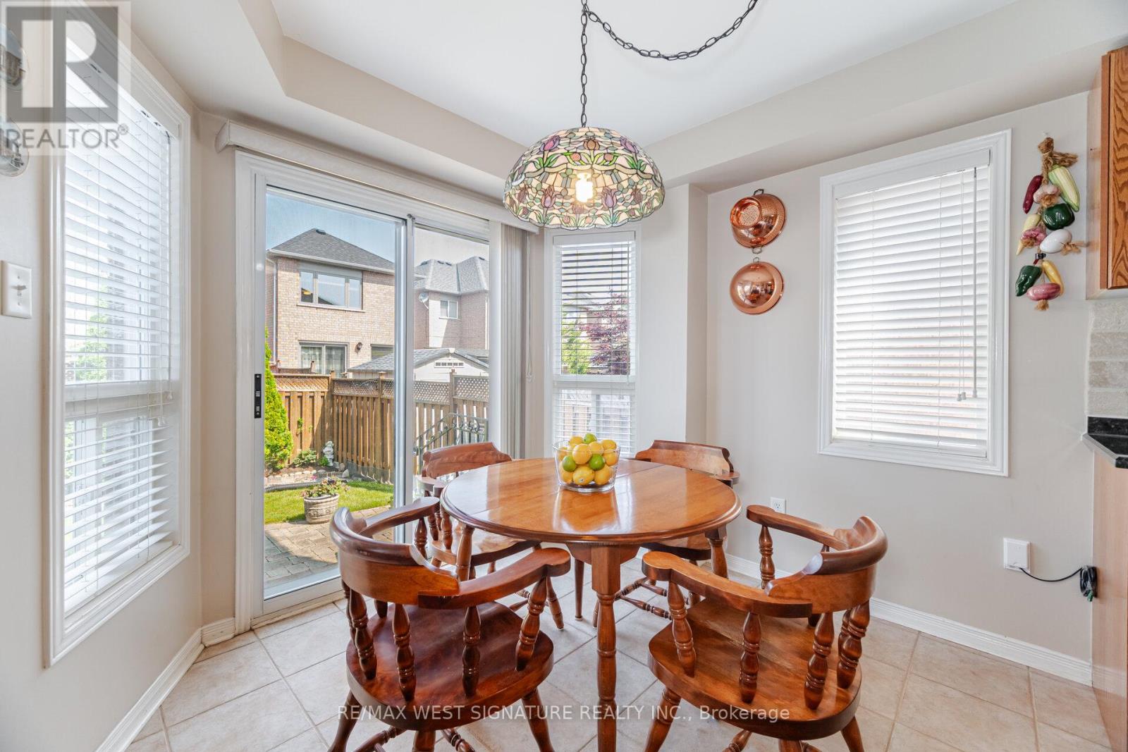 105 Echo Ridge, Vaughan (Sonoma Heights), Ontario  L4H 2K1 - Photo 11 - N12218419