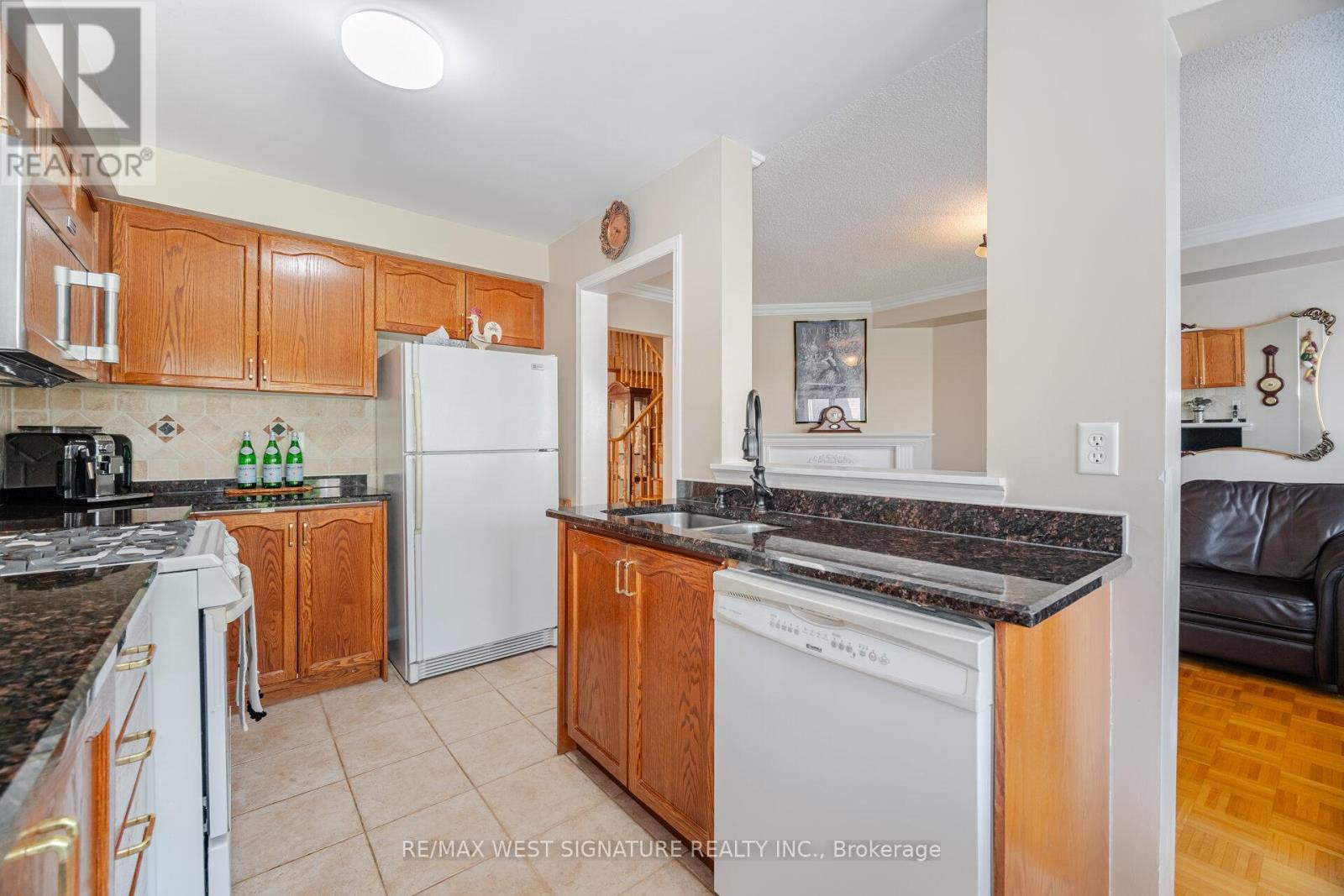 105 Echo Ridge, Vaughan (Sonoma Heights), Ontario  L4H 2K1 - Photo 9 - N12218419