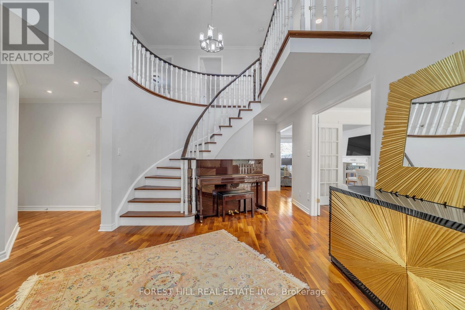Property at 27 GROVEPARK STREET image 2