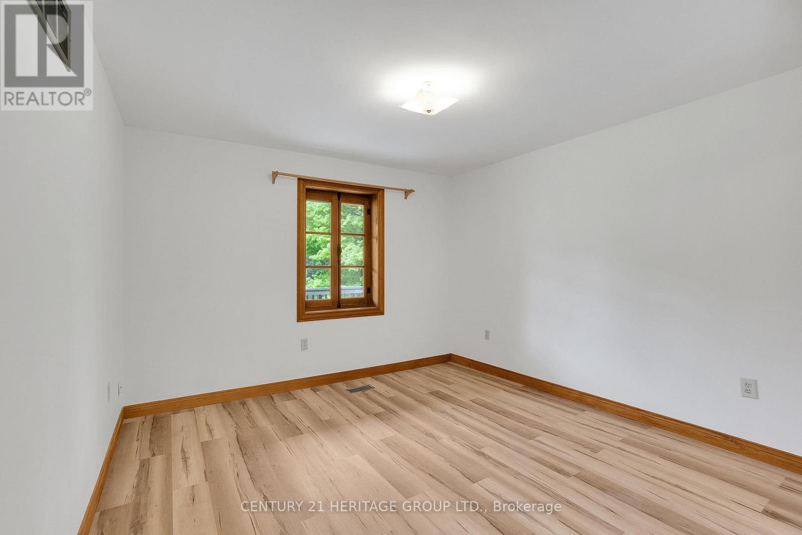 300 Old Bathurst Street, King, Ontario  L7B 1K5 - Photo 15 - N12218456