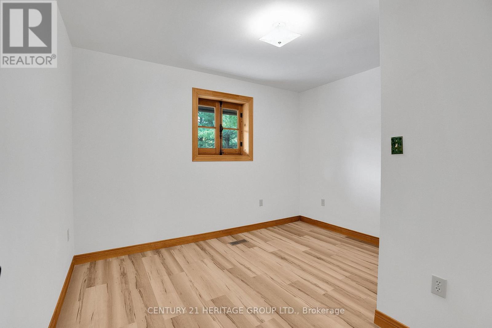 300 Old Bathurst Street, King, Ontario  L7B 1K5 - Photo 19 - N12218456