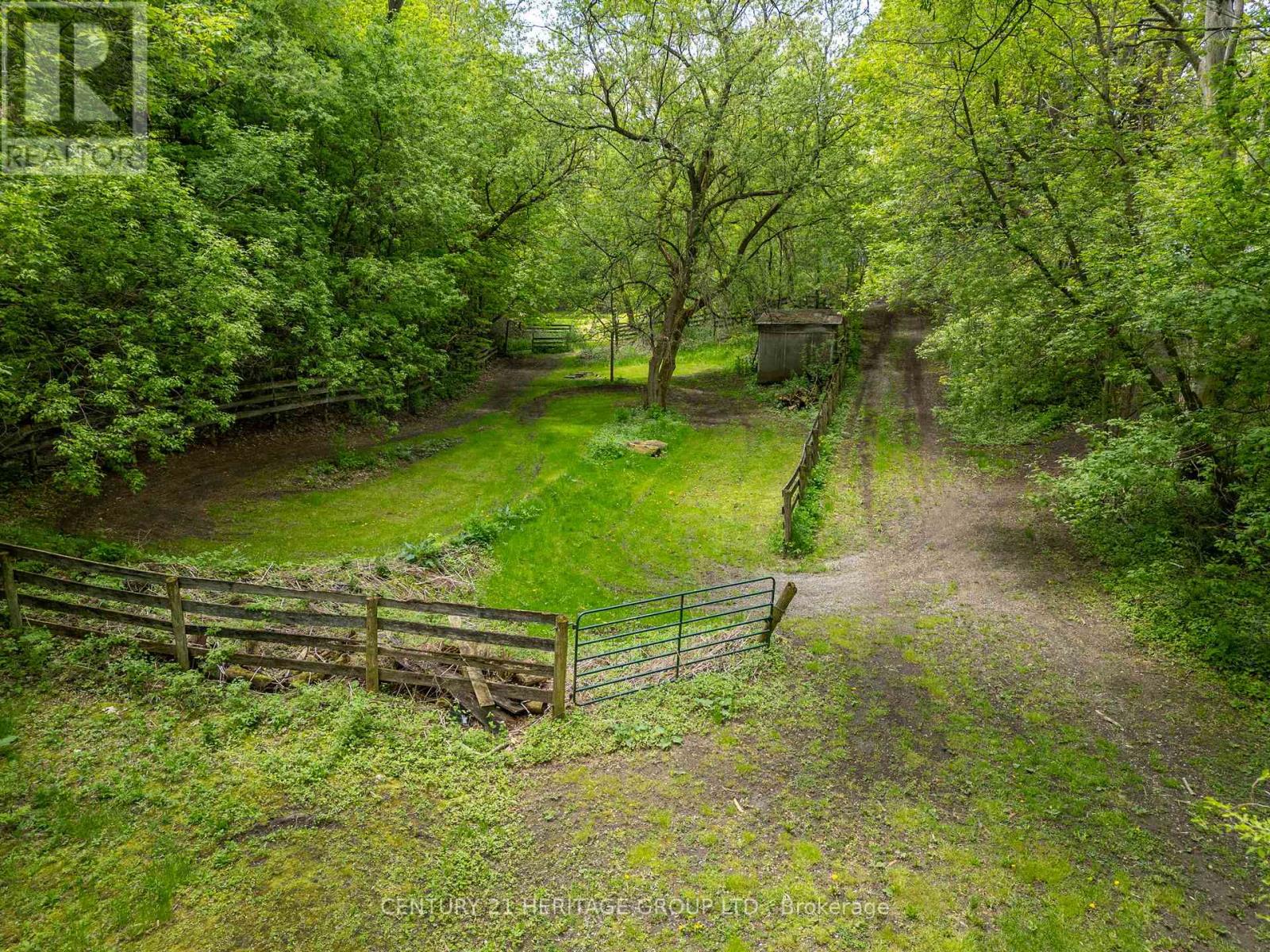 300 Old Bathurst Street, King, Ontario  L7B 1K5 - Photo 46 - N12218456