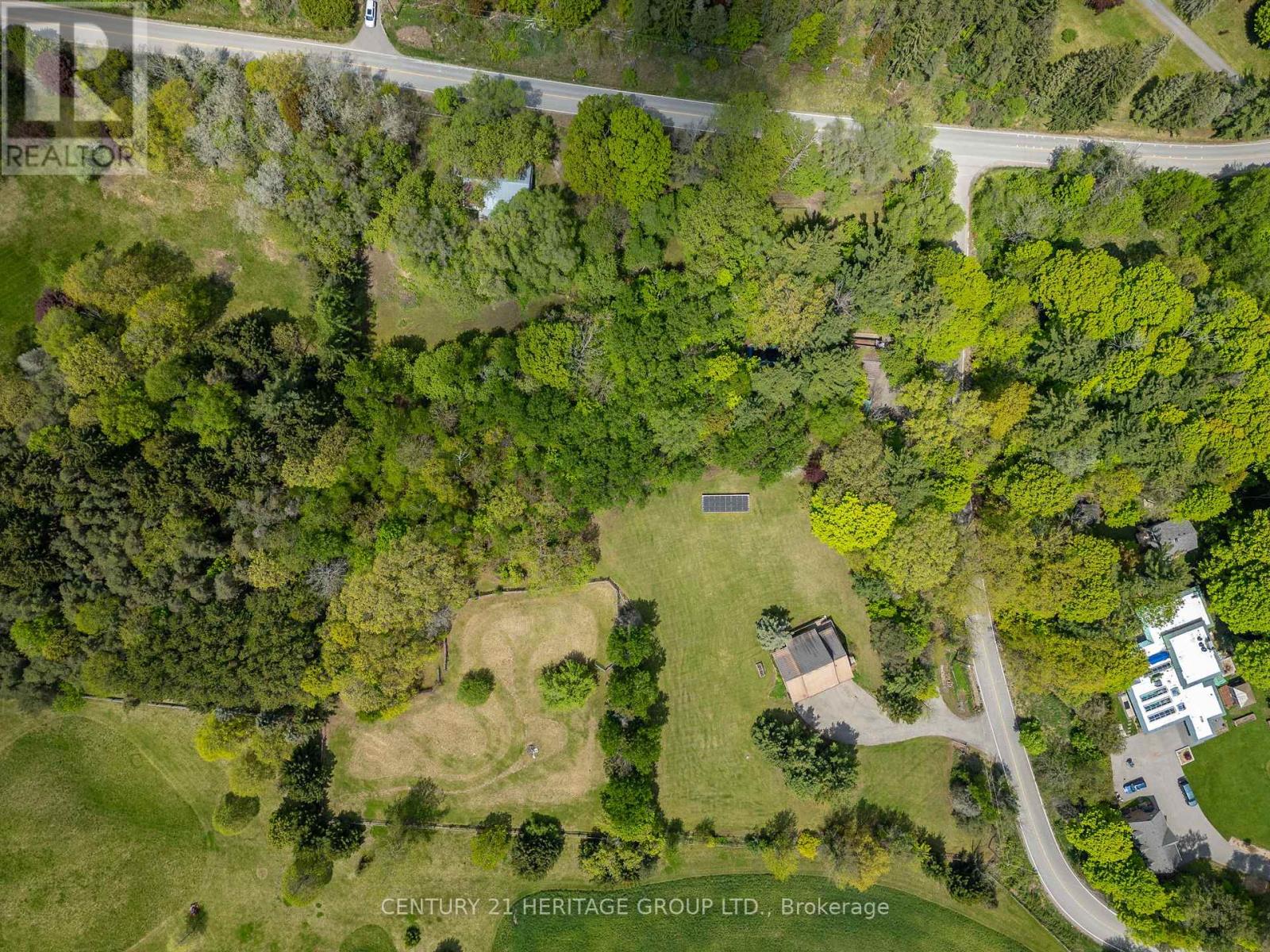 300 Old Bathurst Street, King, Ontario  L7B 1K5 - Photo 7 - N12218456