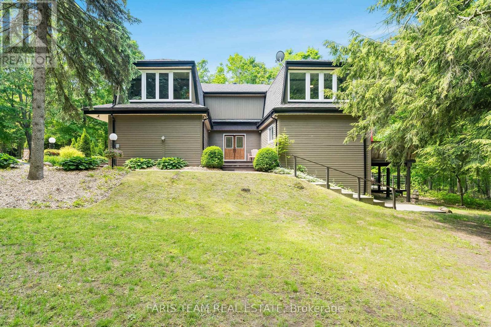 2 Woodland Crescent, Oro-Medonte, Ontario  L4M 4Y8 - Photo 4 - S12218230
