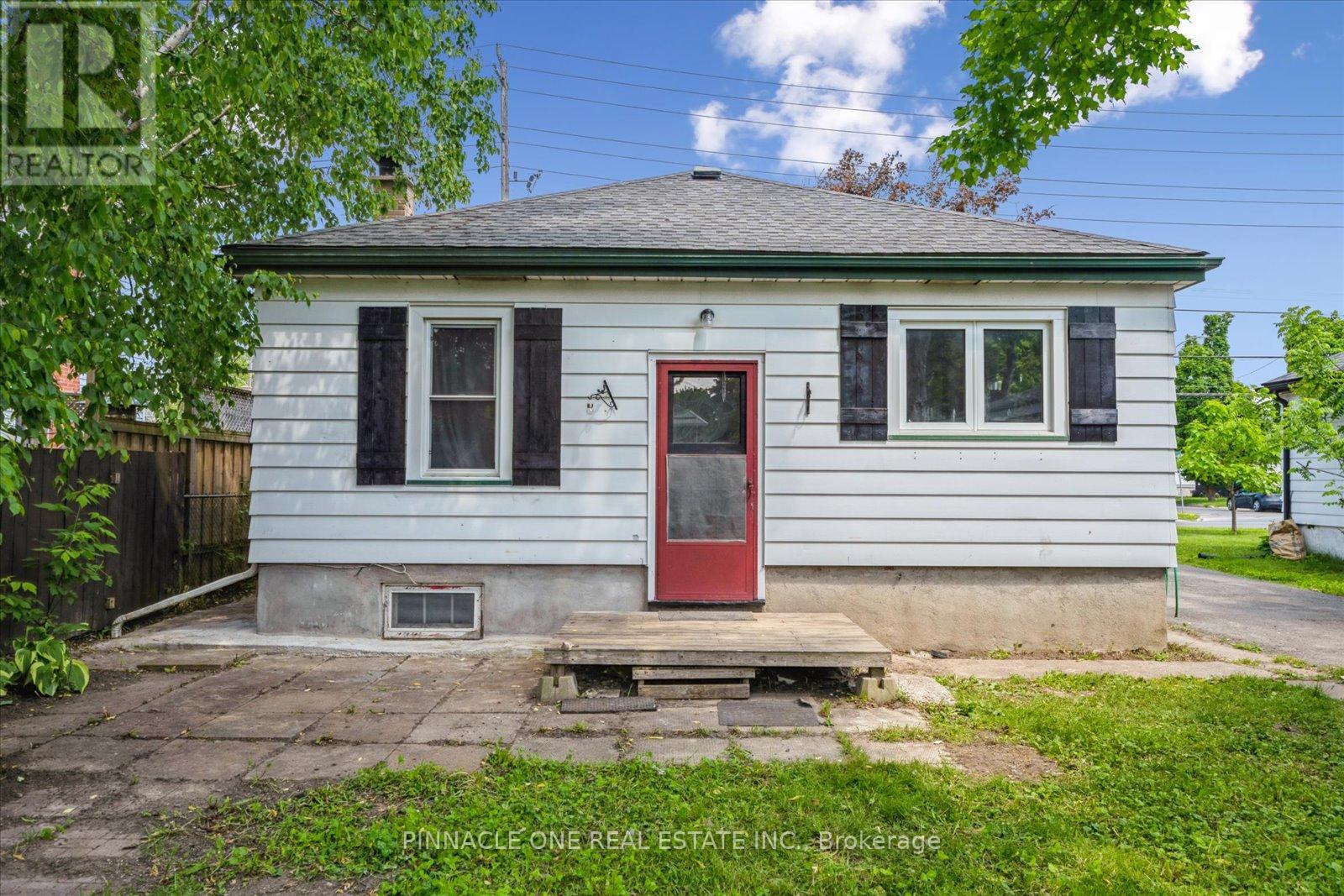 425 Parkhill Road W, Peterborough Central, Ontario  K9H 3J2 - Photo 26 - X12217915