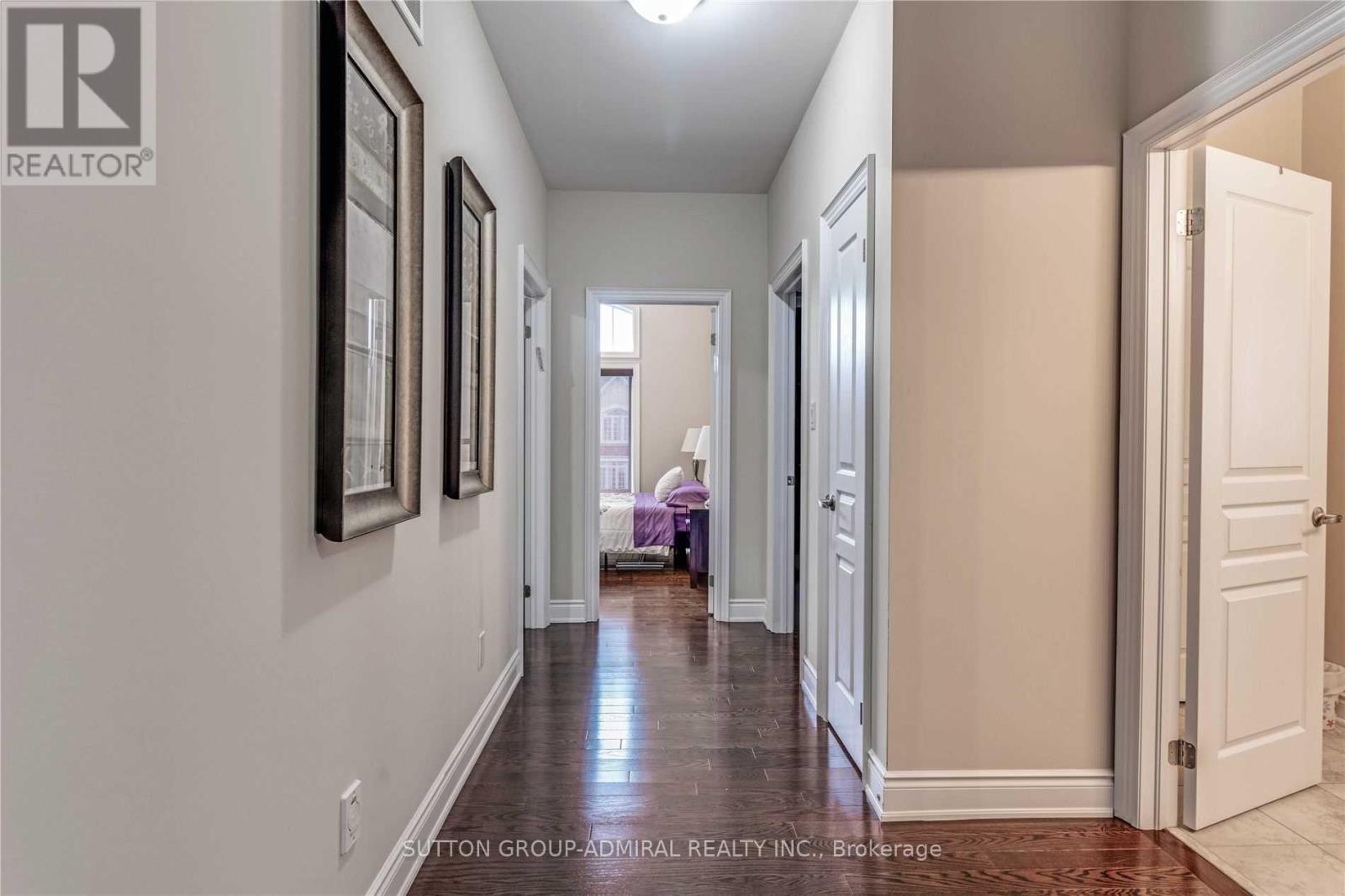 305 Ilan Ramon Boulevard, Vaughan, Ontario  L6A 0W4 - Photo 22 - N12215403