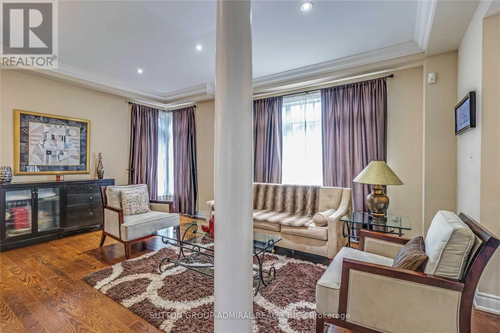 305 Ilan Ramon Boulevard, Vaughan, Ontario  L6A 0W4 - Photo 6 - N12215403