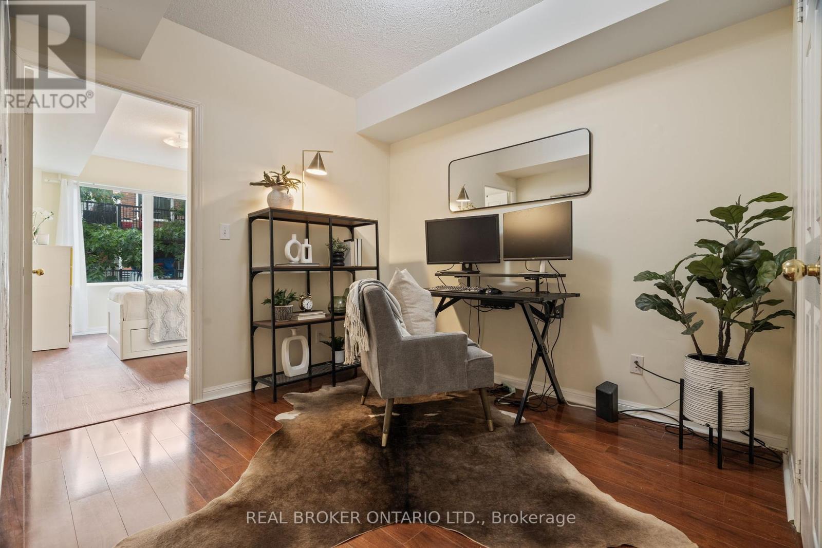 2066 - 3047 Finch Avenue W, Toronto (Humbermede), Ontario  M9M 0A5 - Photo 16 - W12218252