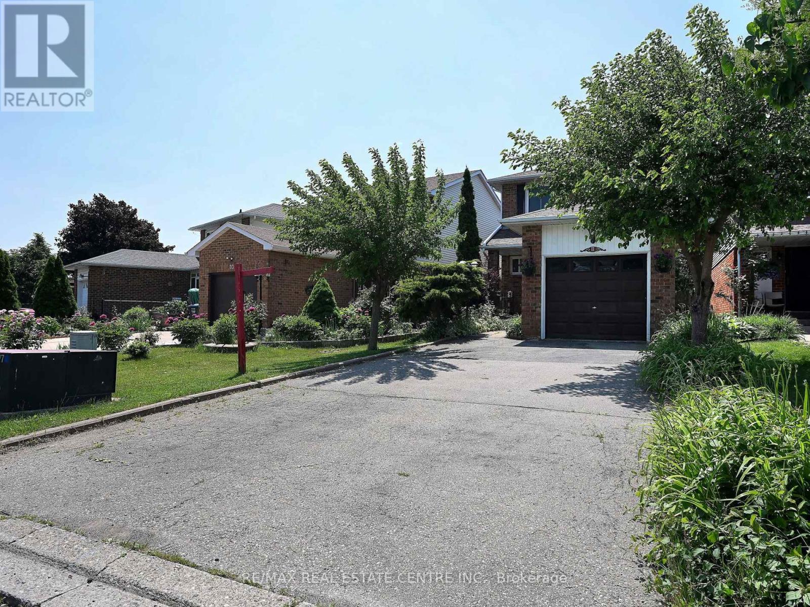 Property at 8 STEPHENSEN COURT image 1