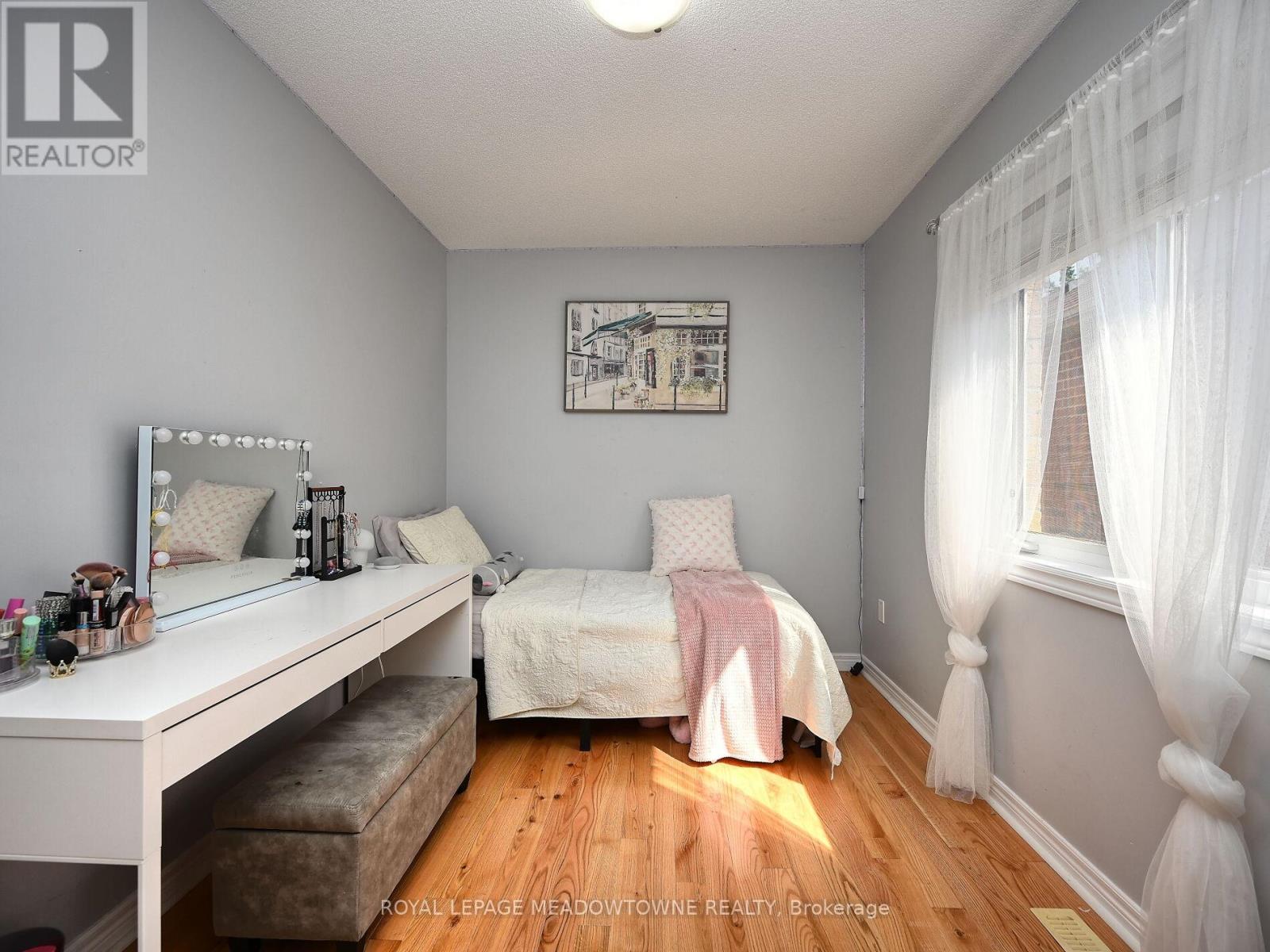 906 Oasis Drive, Mississauga, Ontario  L5V 0C7 - Photo 31 - W12218334