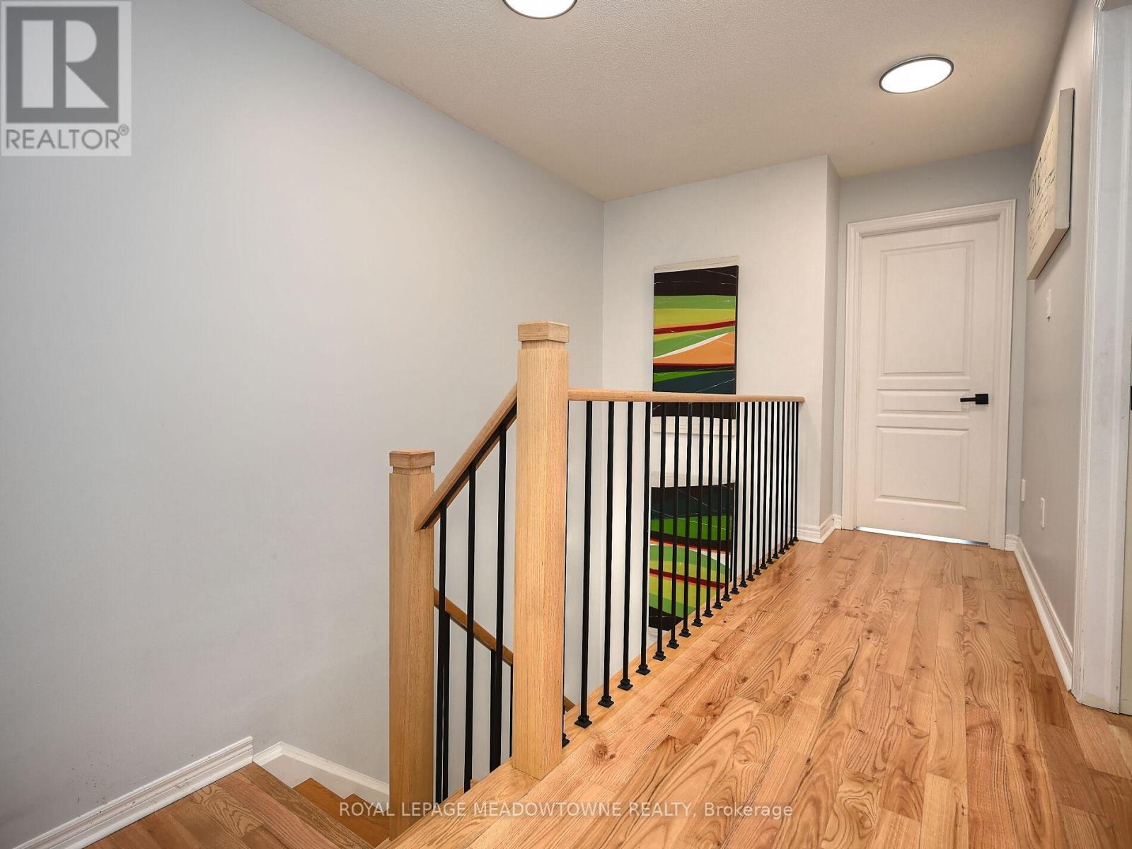 906 Oasis Drive, Mississauga, Ontario  L5V 0C7 - Photo 39 - W12218334