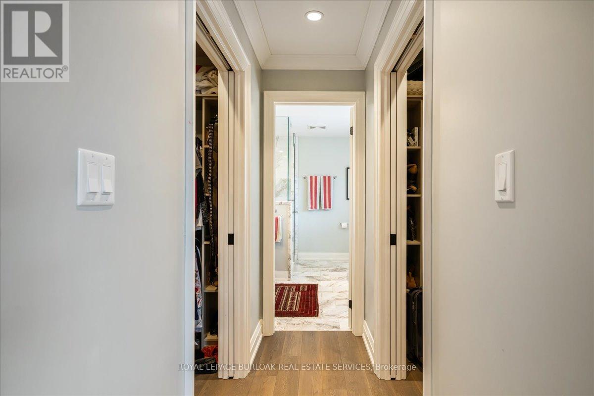 573 Woodland Avenue, Burlington, Ontario  L7R 2S3 - Photo 18 - W12218399