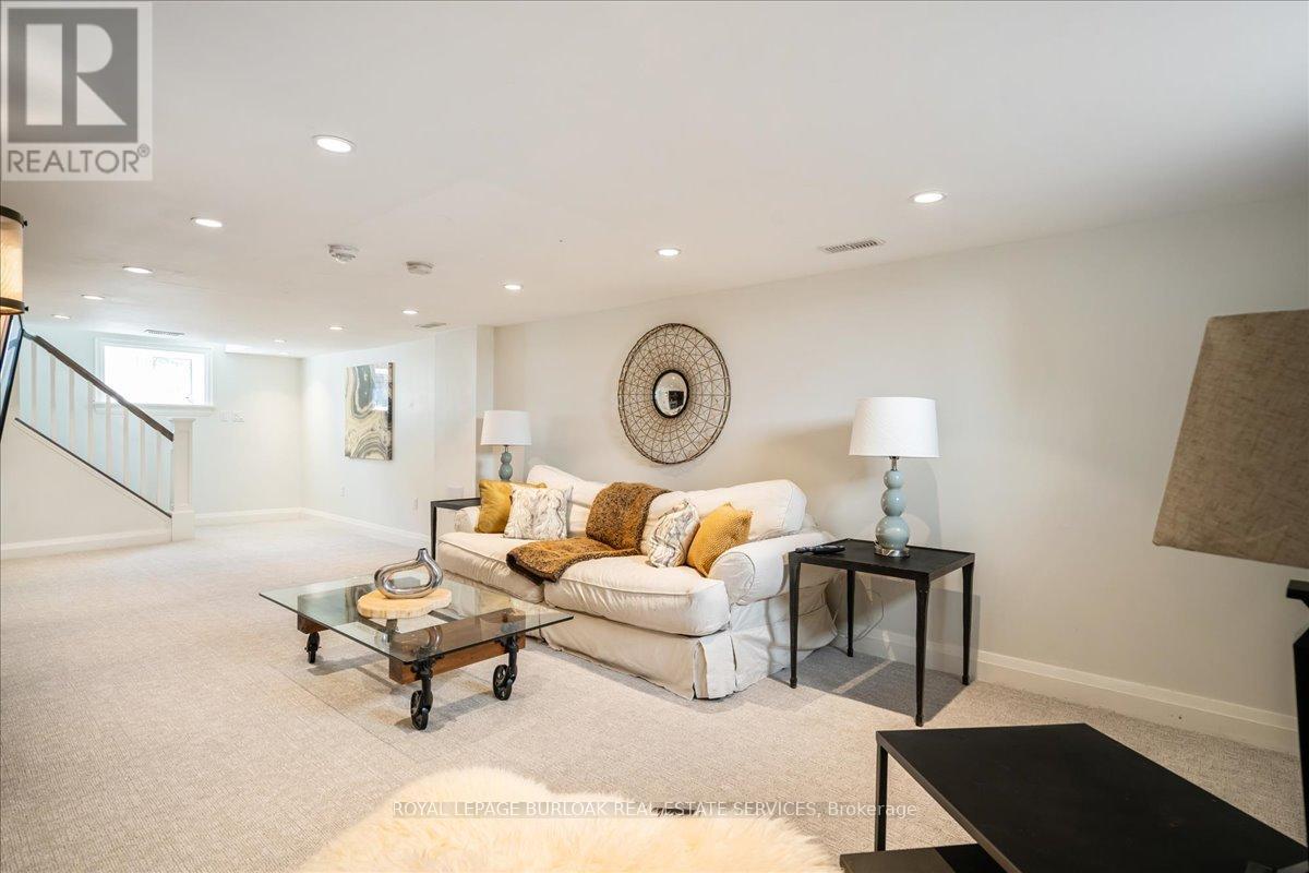 573 Woodland Avenue, Burlington, Ontario  L7R 2S3 - Photo 26 - W12218399