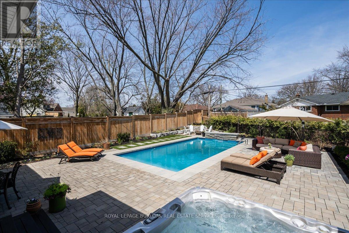 573 Woodland Avenue, Burlington, Ontario  L7R 2S3 - Photo 31 - W12218399